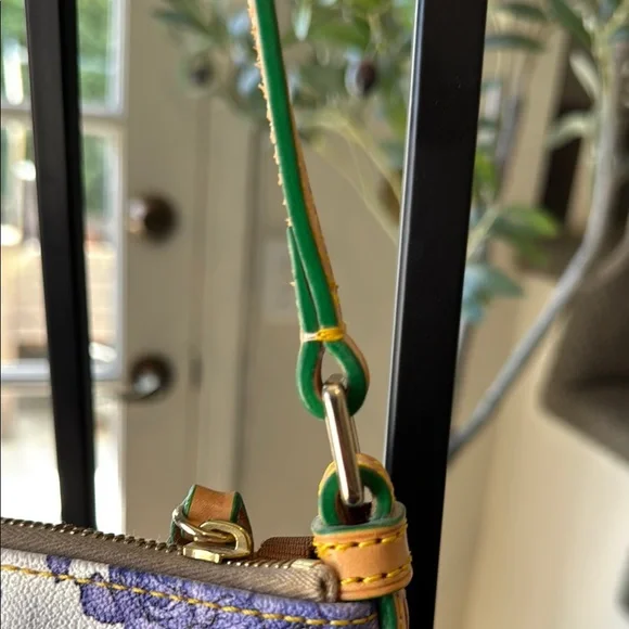 Dooney & Bourke Purple hydrangeas , Tan straps with Green Accent Crossbody - Picture 5 of 13